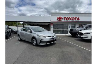 2018  Toyota Corolla Ascent Sedan (Silver) Pre-Owned Car Thumbnail