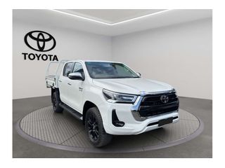 2023  Toyota Hilux SR5 Ute (White) Pre-Owned Car Thumbnail
