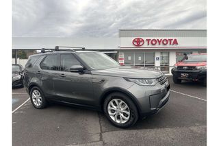 2017 Land Rover Discovery TD6 SE SUV (Grey) Pre-Owned Car Thumbnail