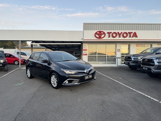 2017 TOYOTA COROLLA ASCENT SPORT 5D HATCHBACK (Ink) Pre-Owned Car Thumbnail