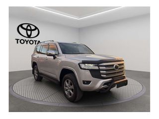2023  Toyota Landcruiser Sahara SUV (Silver) Pre-Owned Car Thumbnail
