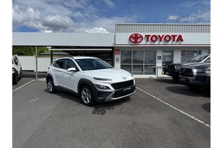 2022  Hyundai Kona Elite SUV (White) Pre-Owned Car Thumbnail