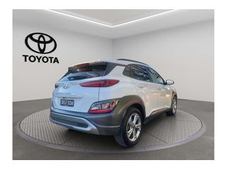 2022  Hyundai Kona Elite SUV (White) Pre-Owned Car Thumbnail