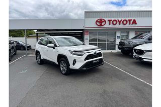 2024  Toyota RAV4 GX SUV (White) Pre-Owned Car Thumbnail