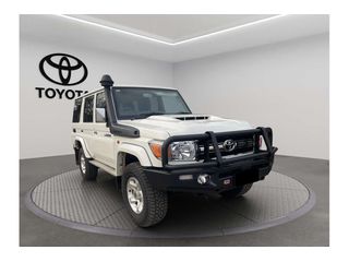 2021  Toyota Landcruiser GXL SUV (White) Pre-Owned Car Thumbnail