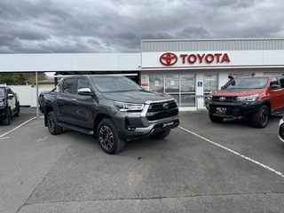2023 Toyota Hilux 4x4 SR5 2.8L T Diesel Automatic Double Cab B228870 001 Dual Cab (Graphite) Pre-Owned Car Thumbnail