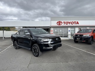 2020 Toyota Hilux 4x4 SR5 2.8L T Diesel Manual Double Cab 2L70290 001 Dual Cab (Eclipse Black) Pre-Owned Car Thumbnail