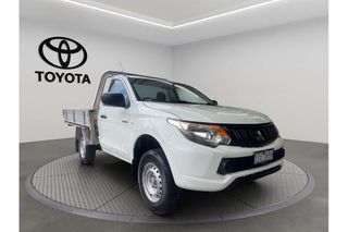 2016  Mitsubishi Triton GLX Ute (White) Pre-Owned Car Thumbnail