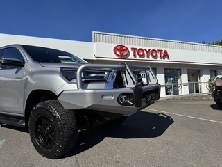 2022 Toyota Hilux 4x4 SR5 2.8L T Diesel Manual Double Cab 2U67950 001 Dual Cab (Silver Sky) Pre-Owned Car Thumbnail
