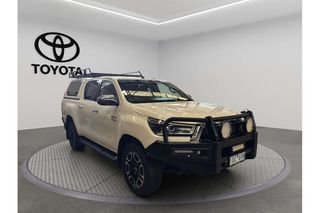 2021  Toyota Hilux SR5 Ute (White) Pre-Owned Car Thumbnail
