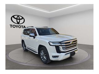 2022  Toyota Landcruiser Sahara ZX SUV (White) Pre-Owned Car Thumbnail