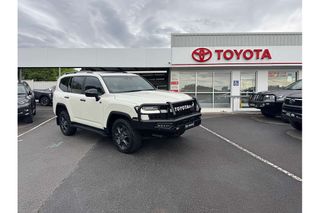 2023  Toyota Landcruiser GR Sport SUV (White) Pre-Owned Car Thumbnail