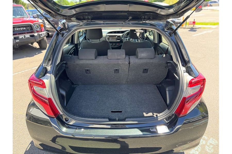 2015 Toyota Yaris ASCENT NCP130R MY15 Photo 19