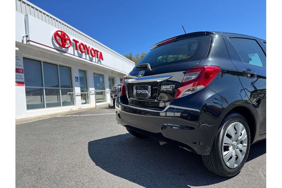 2015 Toyota Yaris ASCENT NCP130R MY15 Photo 10