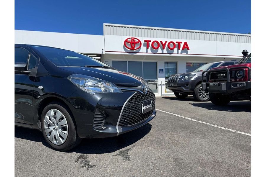 2015 Toyota Yaris ASCENT NCP130R MY15 Photo 9