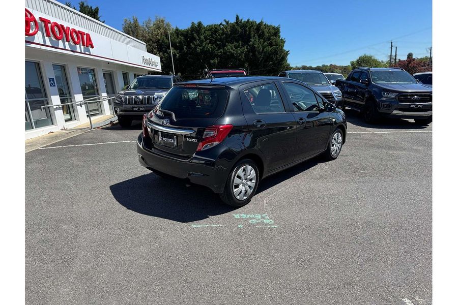 2015 Toyota Yaris ASCENT NCP130R MY15 Photo 7