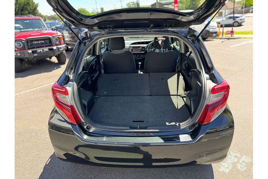 2015 Toyota Yaris ASCENT NCP130R MY15 Photo 20