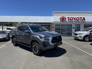 2022 Toyota Hilux 4x4 SR5 2.8L T Diesel Automatic Double Cab C222140 001 Dual Cab (Graphite) Pre-Owned Car Thumbnail